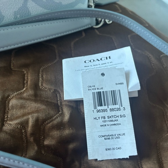 Coach Ice Blue Signature Handbag - Picture 8 of 8